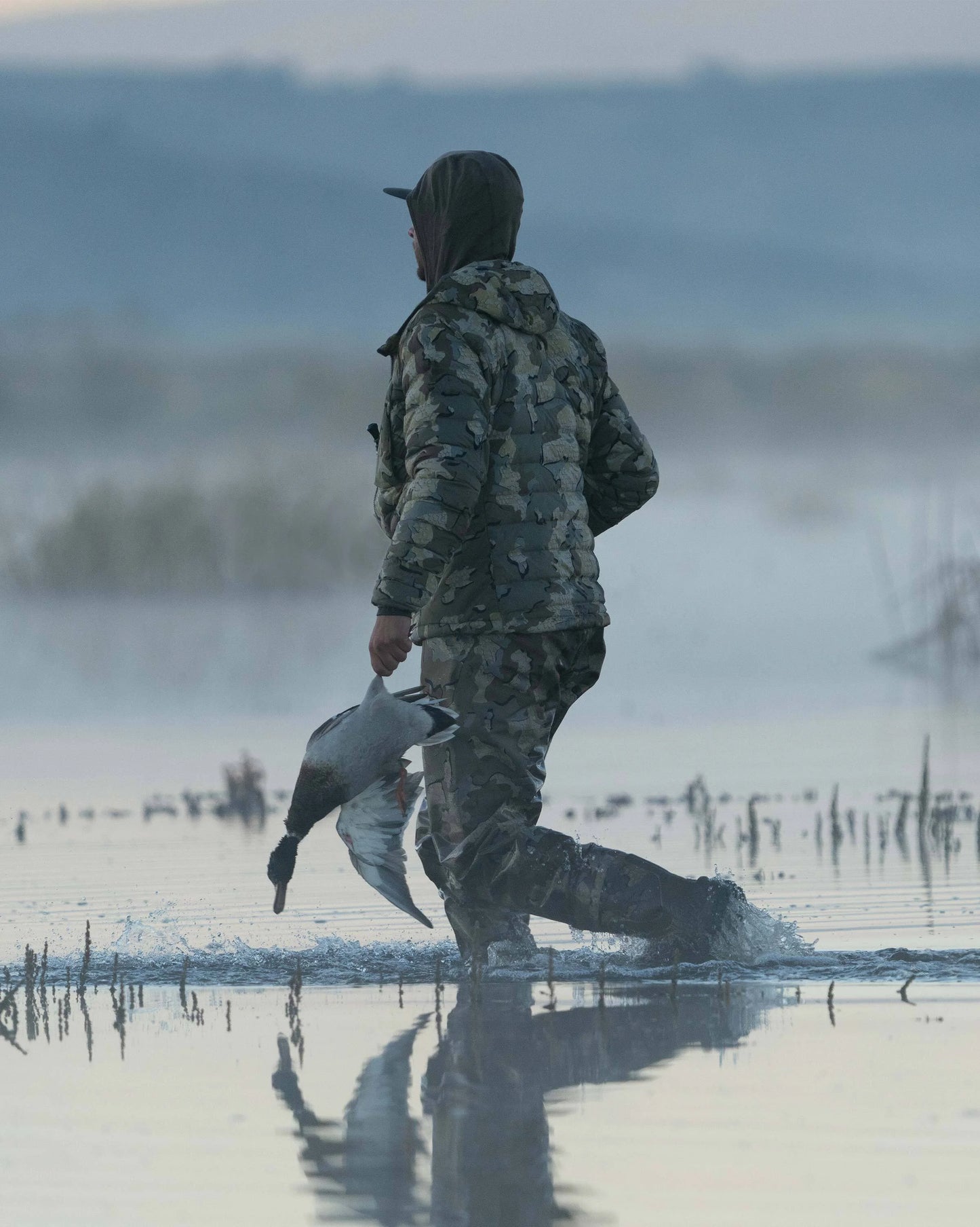 Outlet Flyway Insulated Hooded Jacket | Gunmetal