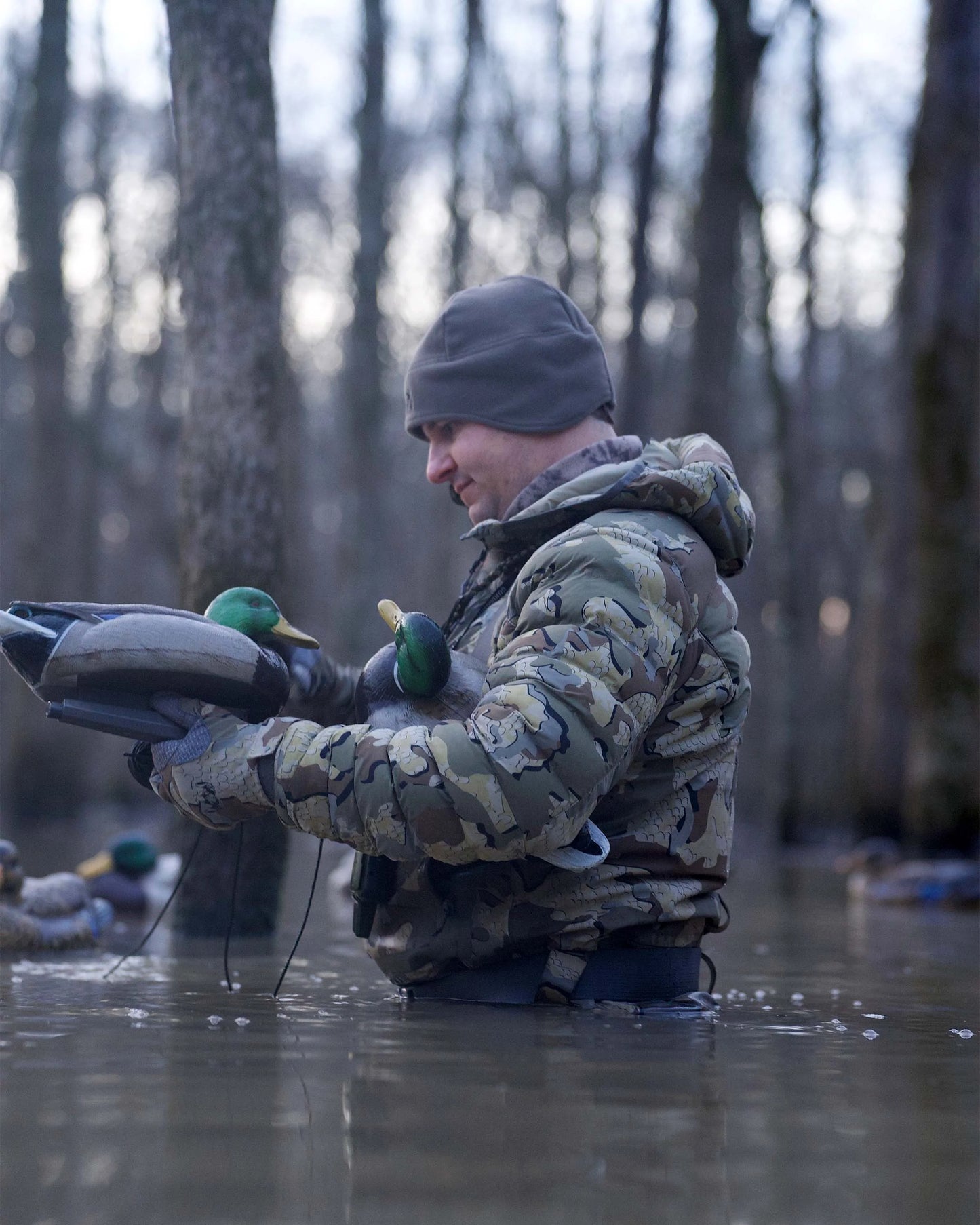 Outlet Flyway Insulated Hooded Jacket | Gunmetal