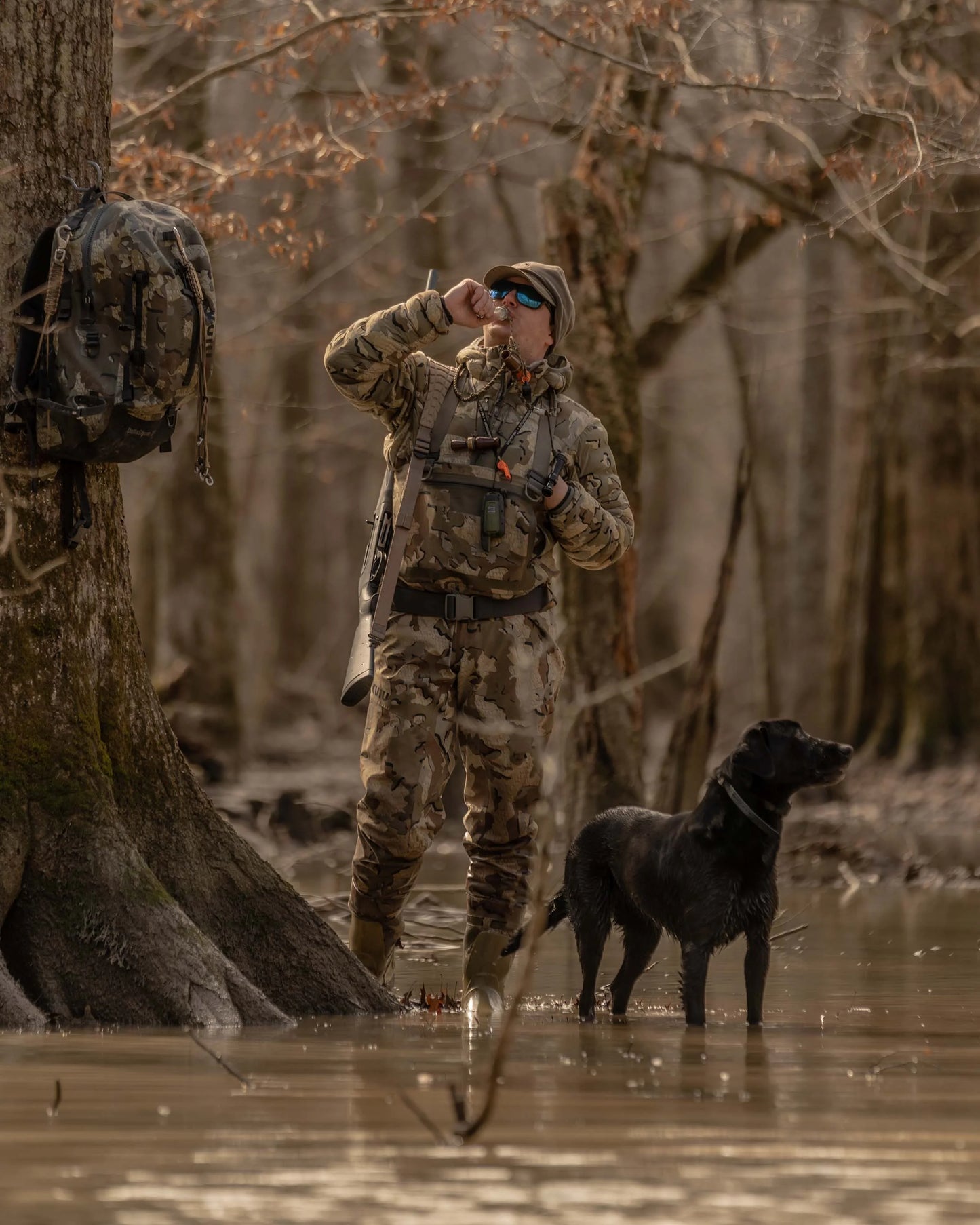 Outlet Flyway Insulated Hooded Jacket | Gunmetal